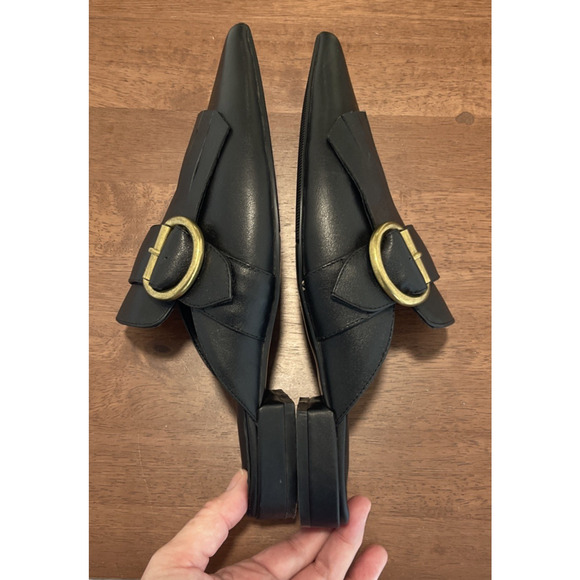 Black Leather Mules Sz 7 Pointy Toe Vero Cuoio Witchy Goth Brass Buckle Fringe - Picture 9 of 15